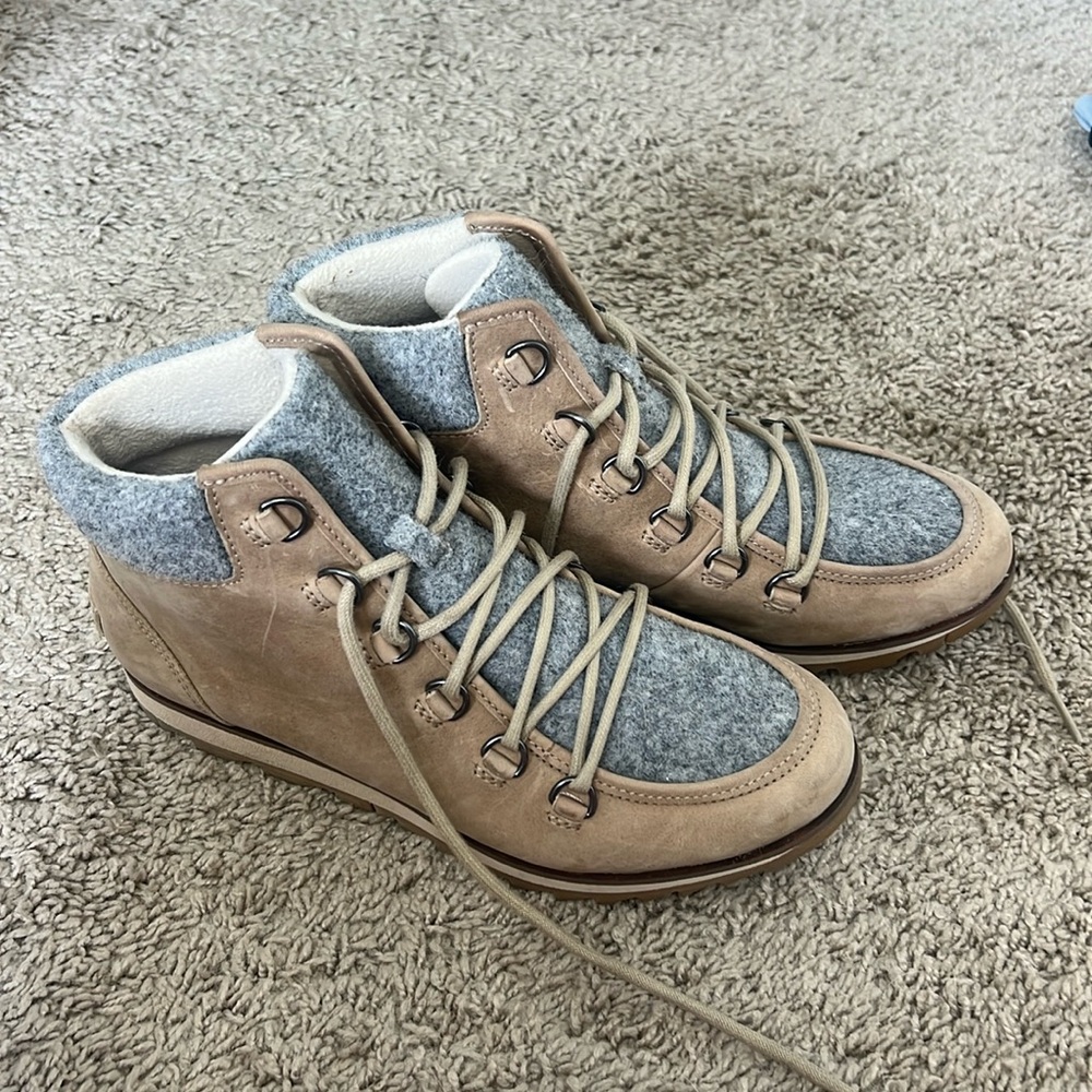 Sorel Harlow Lace Bootie